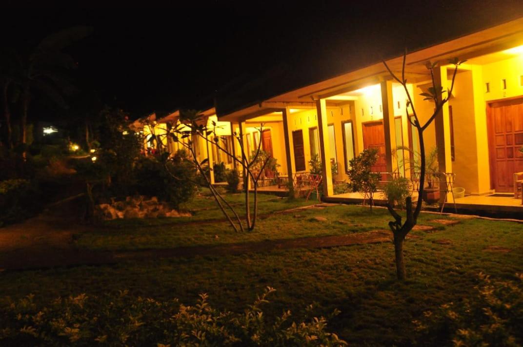 Pondok Guru Bakti Cottage Senaru Exteriör bild