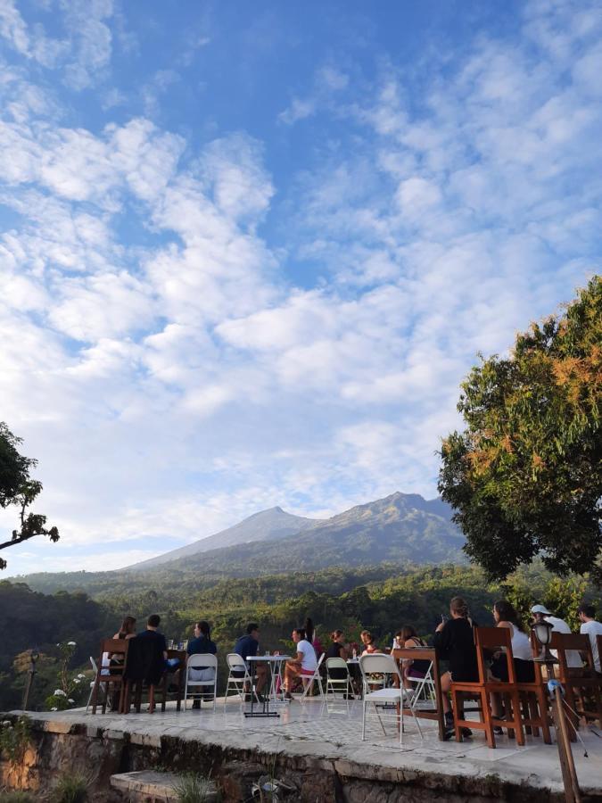 Pondok Guru Bakti Cottage Senaru Exteriör bild