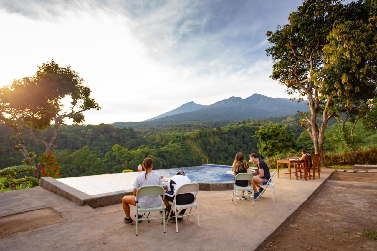 Pondok Guru Bakti Cottage Senaru Exteriör bild
