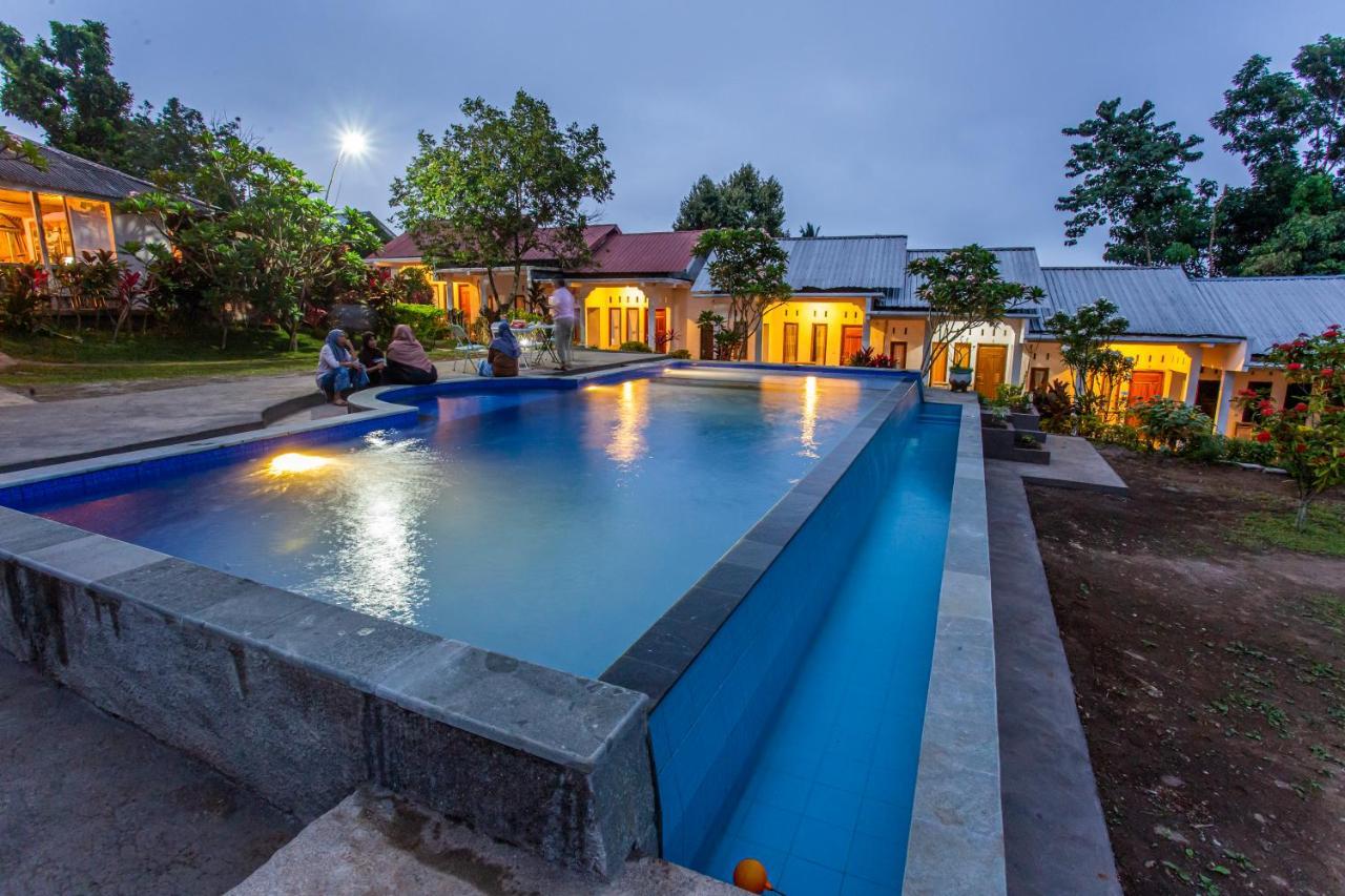 Pondok Guru Bakti Cottage Senaru Exteriör bild